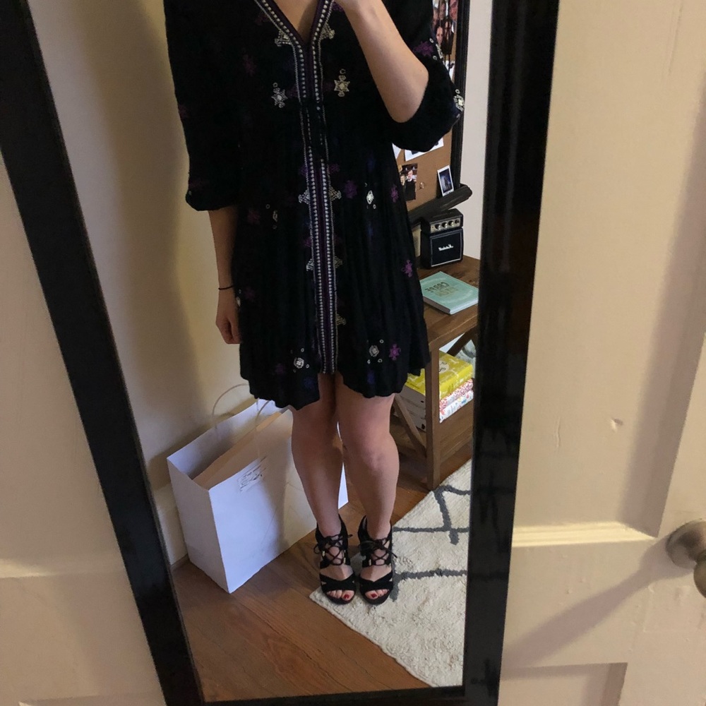 Free People Mini - Picture 2 of 3